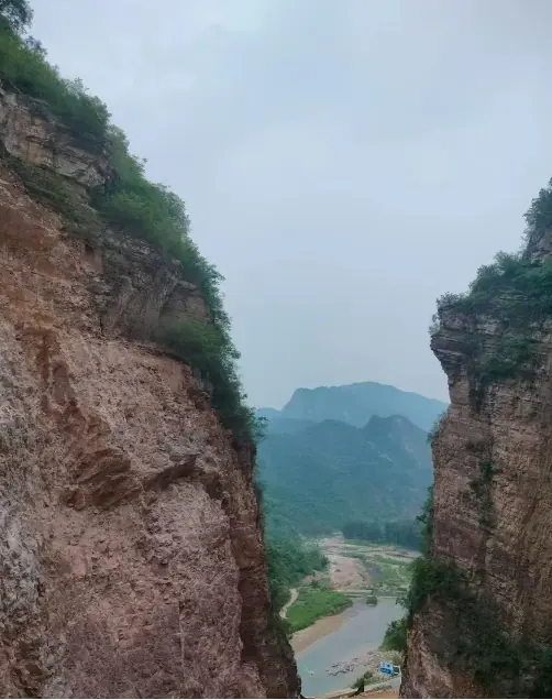 白蛇谷